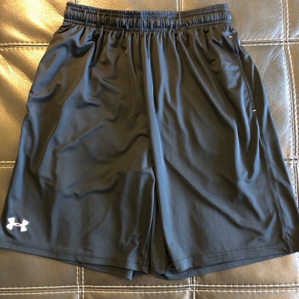 Under Armour Men’s Athletic Shorts (Med)